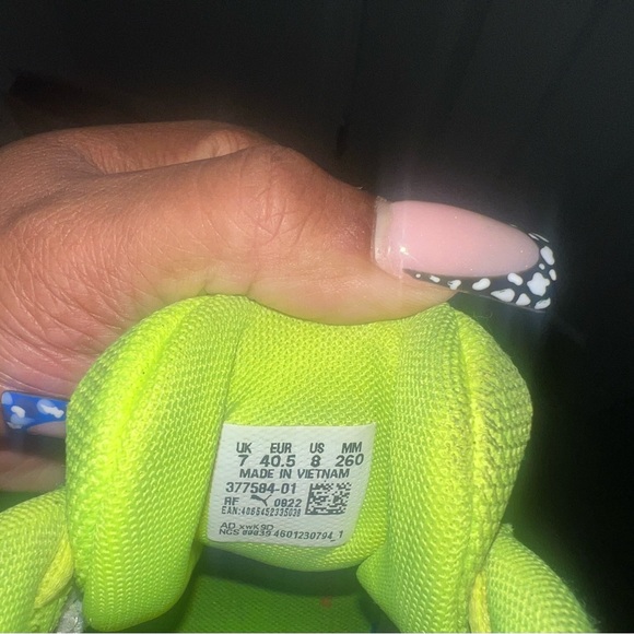 Puma MB2 x Slime shoes - Picture 4 of 4